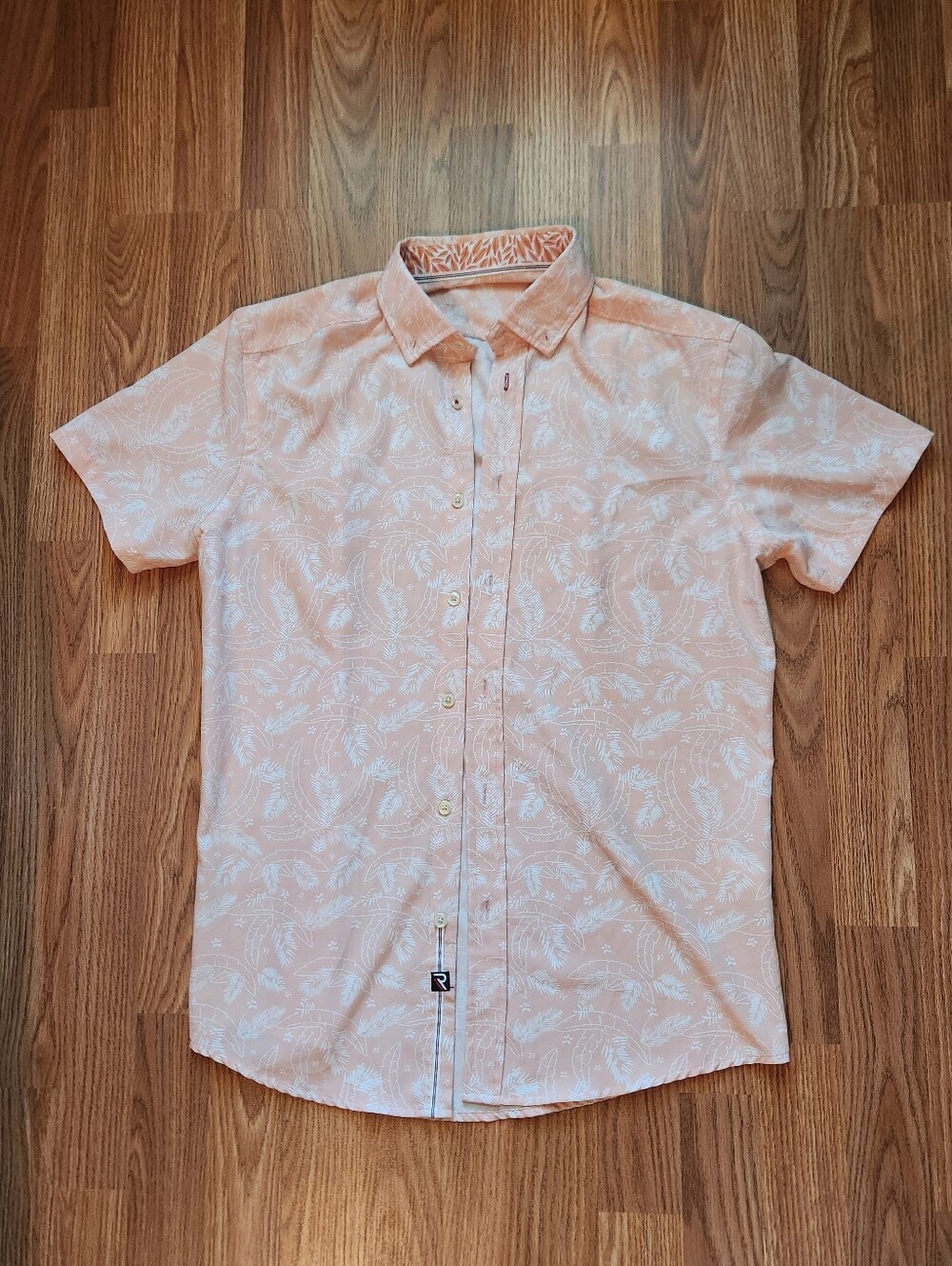 Men's Short Sleeve Peach Tropical Floral Button-Up Shirt